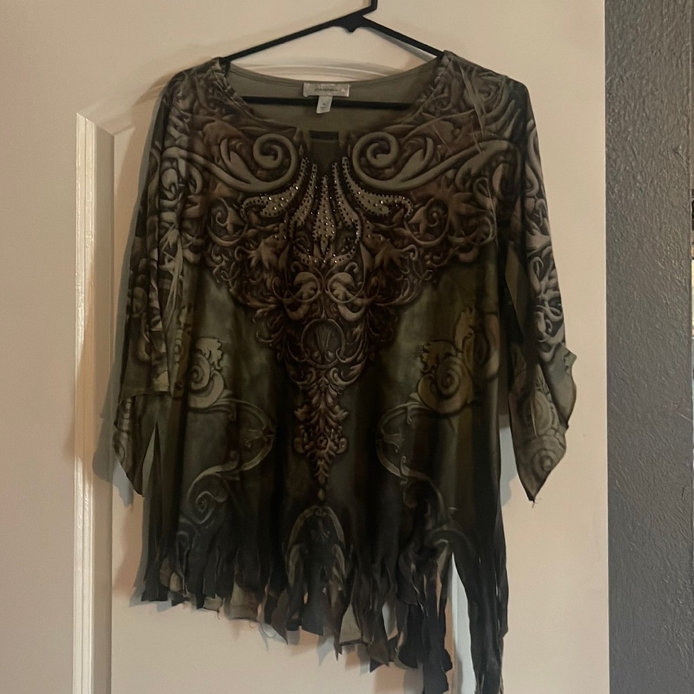 Dress barn size XL green shirt with fringe
